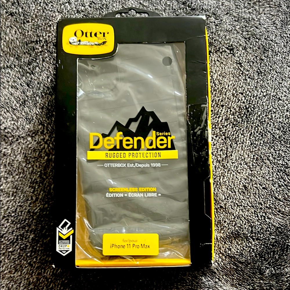 OtterBox Defender Series Case for iPhone 11 Pro Max